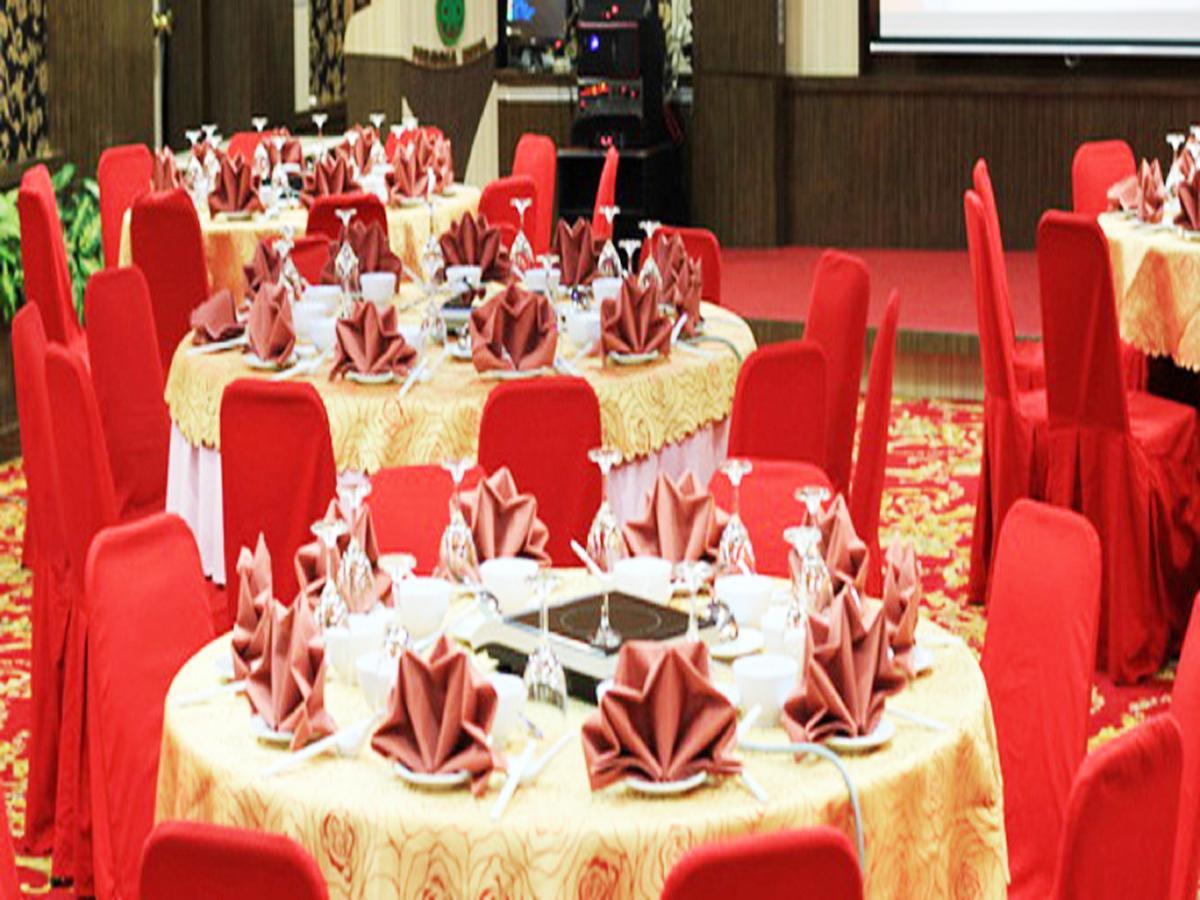 Formosa Hotel Batam Экстерьер фото