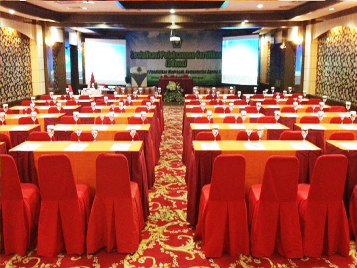 Formosa Hotel Batam Экстерьер фото